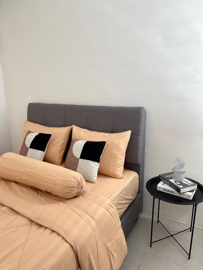 Rayyan Condominium @ Metrocity Square Кучинг Экстерьер фото