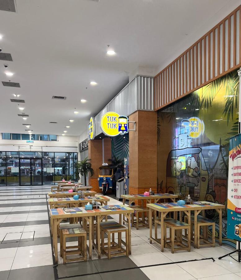 Rayyan Condominium @ Metrocity Square Кучинг Экстерьер фото